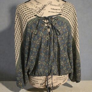 Forever 21 Bohemian Style Blue‎ And White Blouse